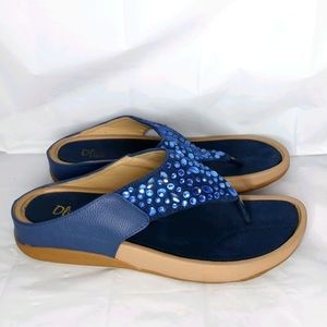 Olive Street Molly Rhinestone Slip On Sand Sz 9